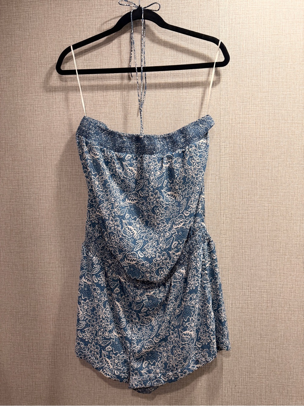 American Eagle Outfitters Blue Floral Strapless Romper Size Large
